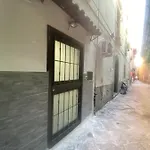 House Della Grotta * Nápoly