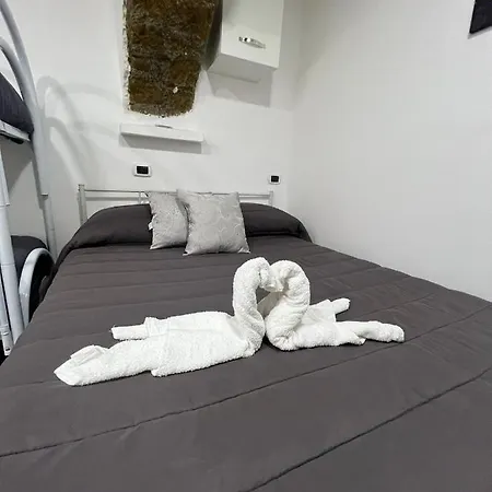 House Della Grotta *